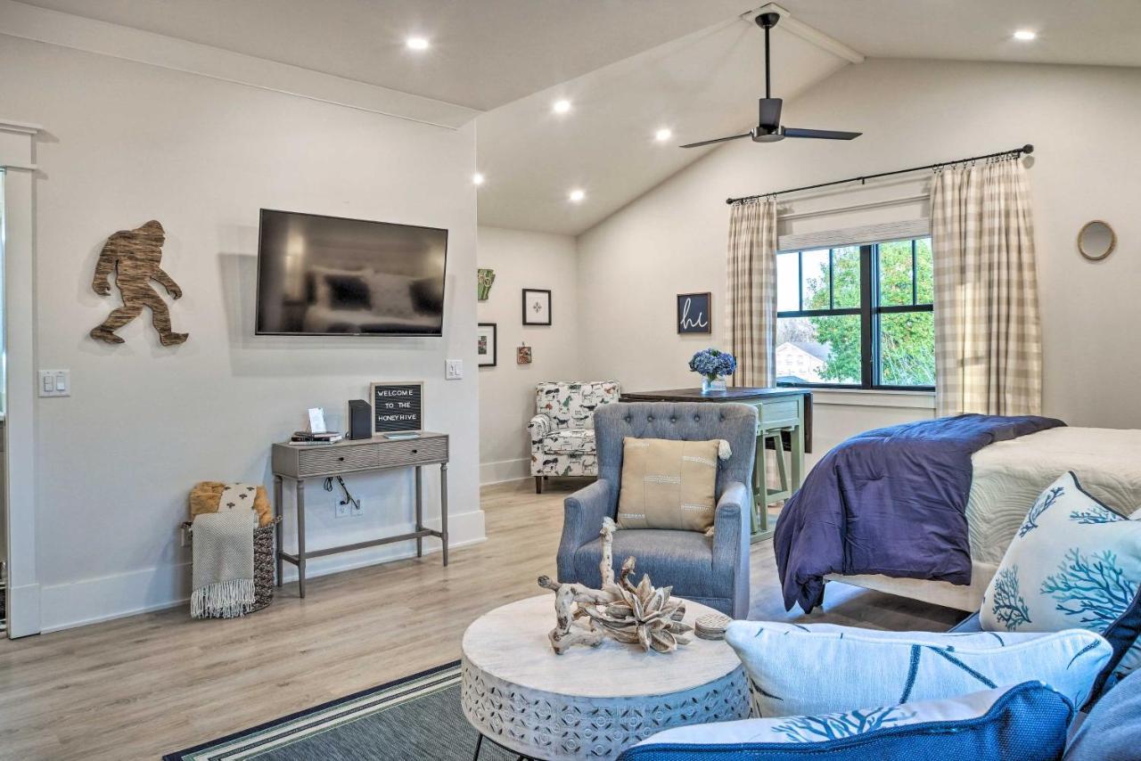 Airy Bentonville Studio Less Than 1 Mile To City Square! Екстер'єр фото